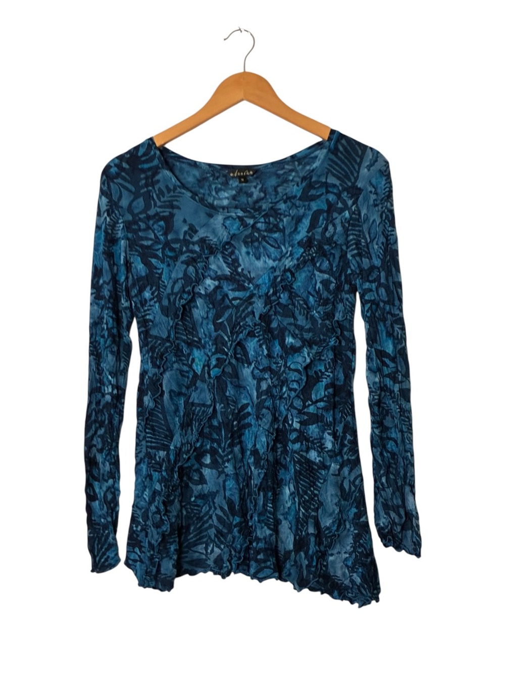 Dunia | Blue scoop neck leaf tie dye long sleeve t-shirt patterned top medium